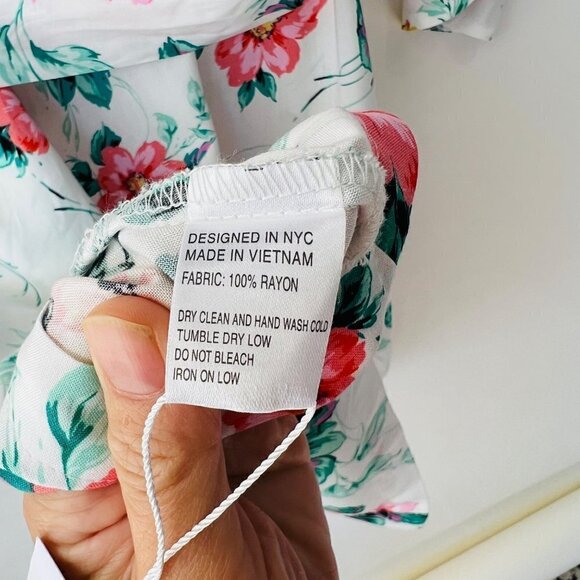 ❤️ Yumi Kim NWT Dream Lover robe , Wild Rose white , Size XS - Picture 9 of 10